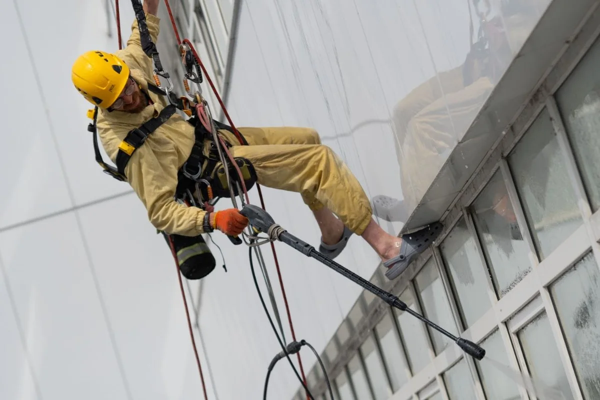 Window and facade cleaning in Chisinau