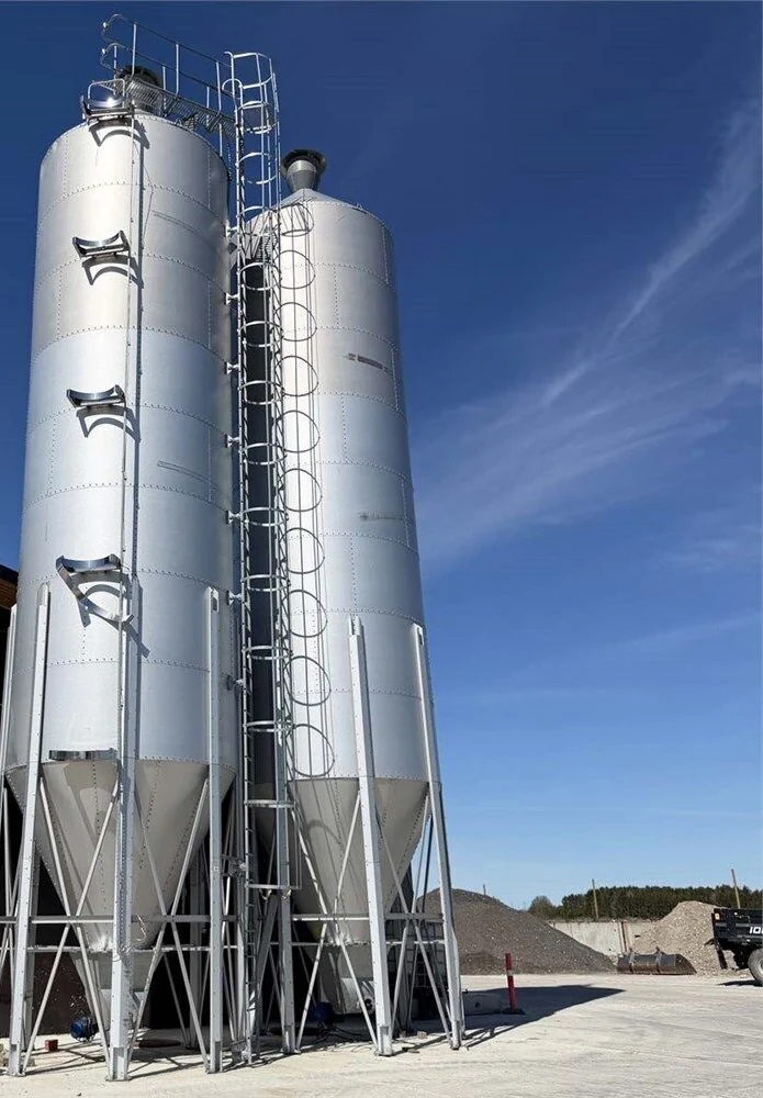 Silo and industrial tank cleaning in Moldova