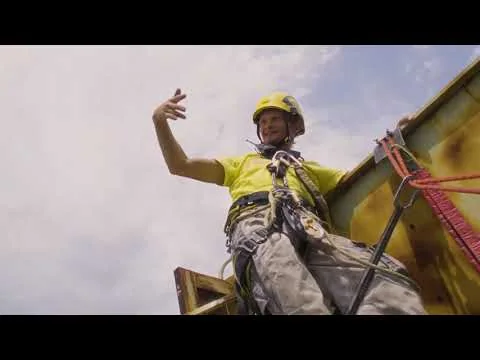 Video al proiectului Alpwork: Termoizolarea fațadei clădirii fostei uzine Alfa