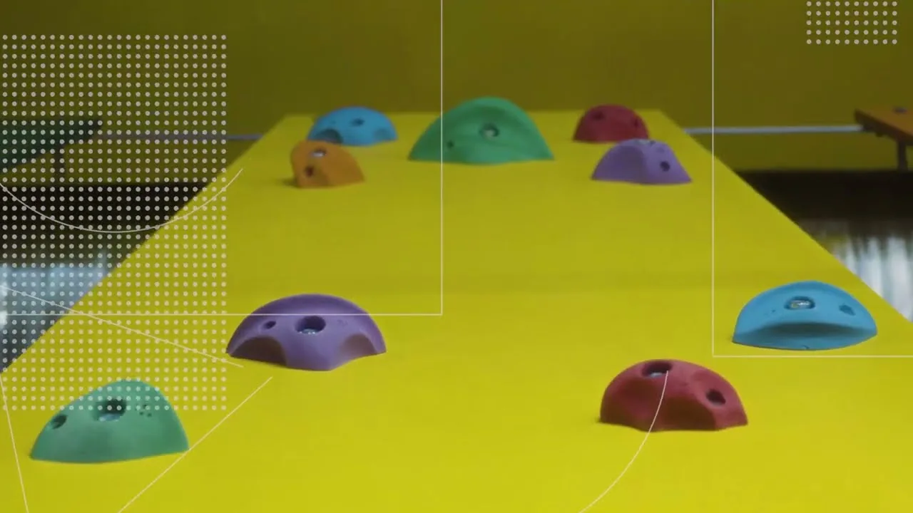 Video al proiectului Alpwork: Proiectarea, fabricarea și instalarea zonei de joacă Panda Kids