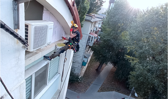 Instalare aparate de aer condiționat